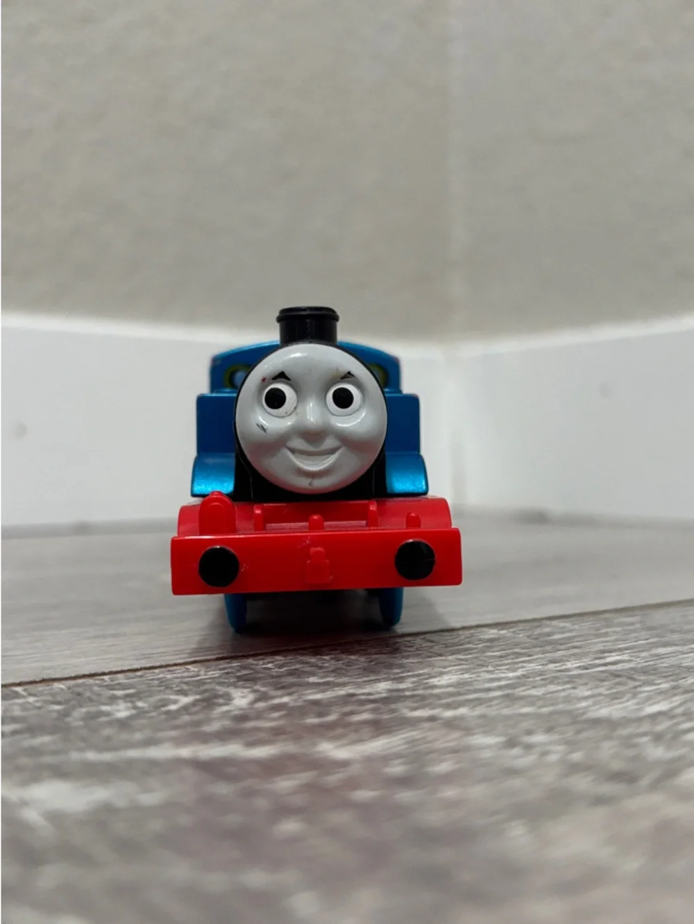 Motorized Steam Along Thomas and Annie 2005 Hit Toy Co - Thomas & Friends